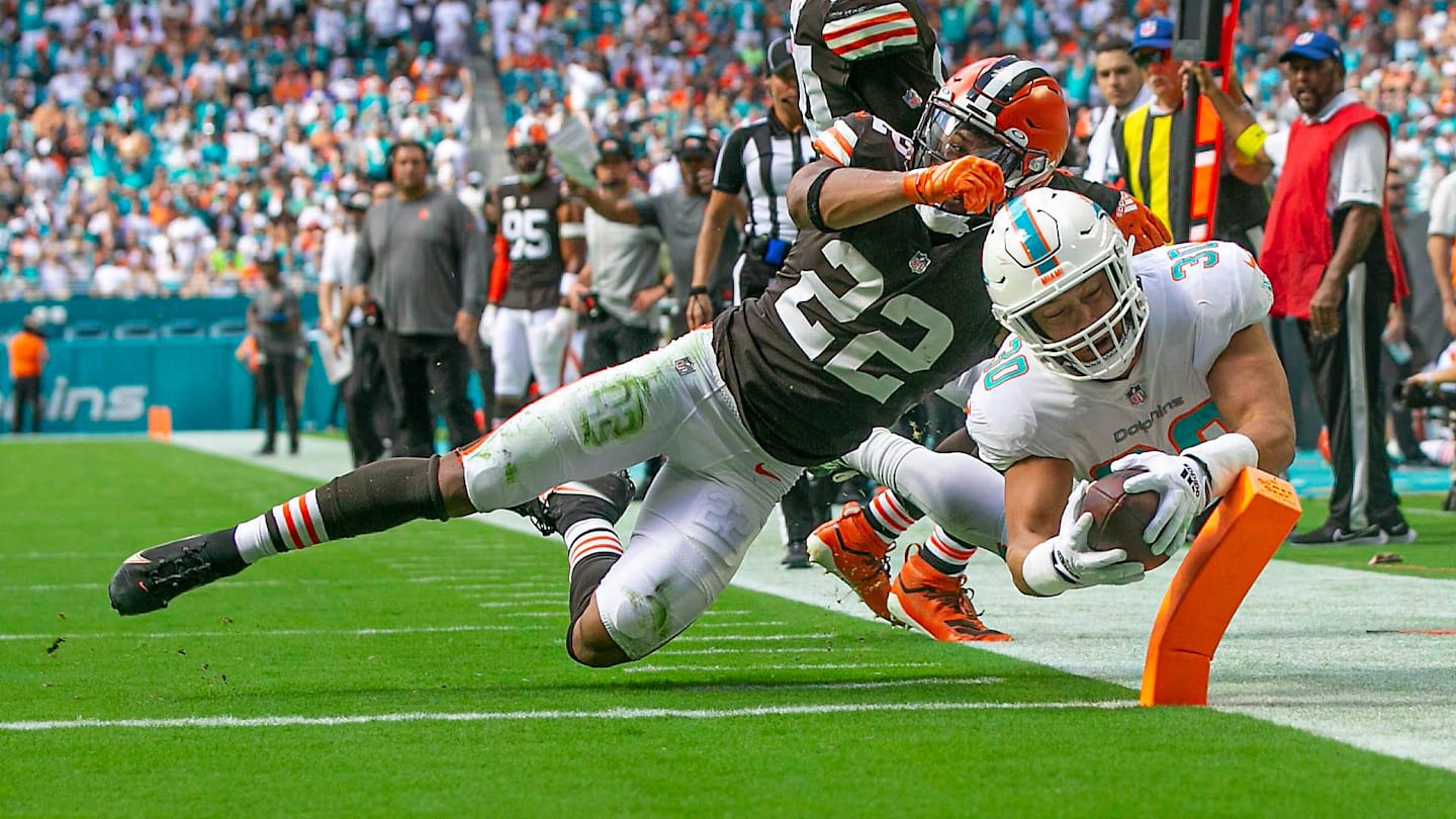 Miami DolphinsCleveland Browns 2024 Week 17 National Predictions Roundup