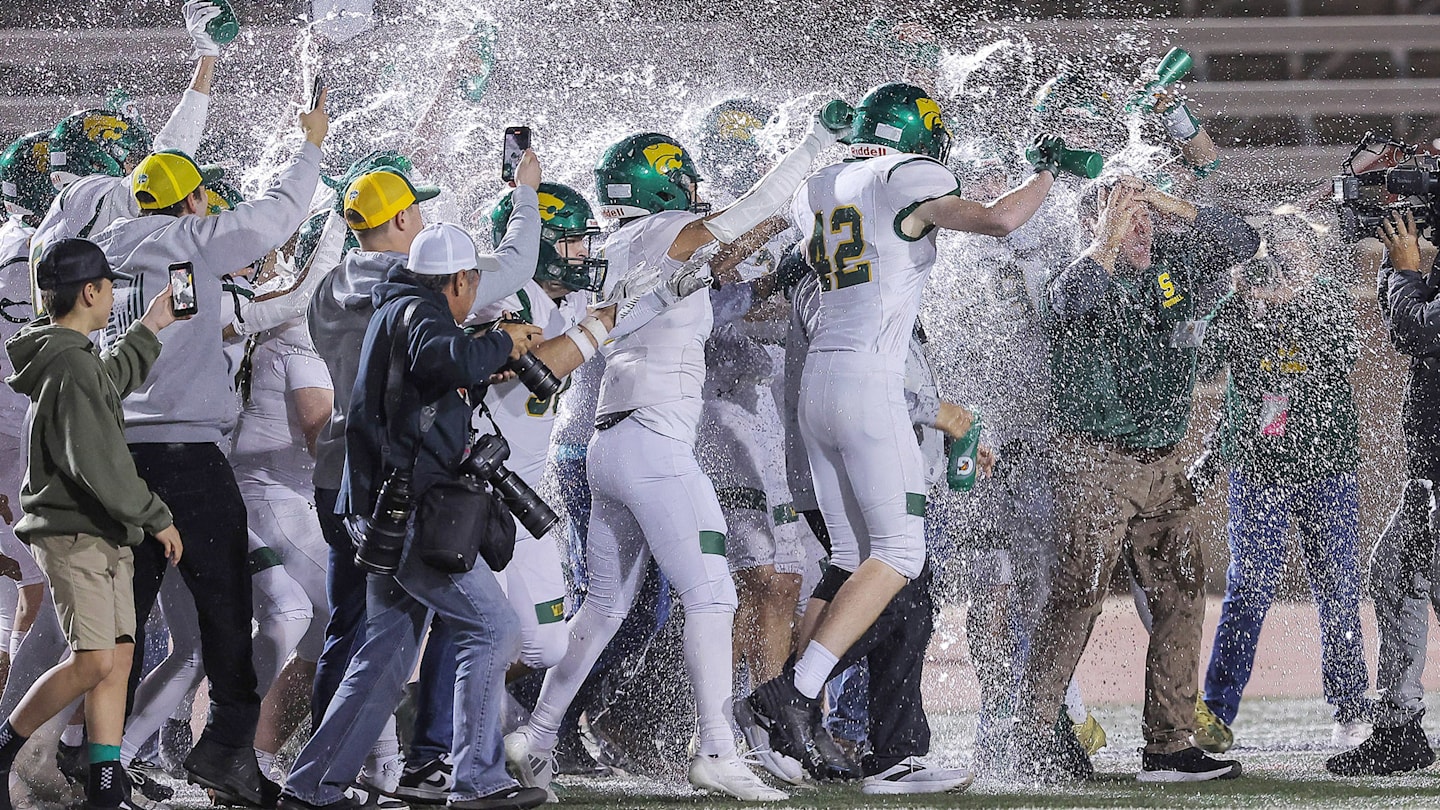 View best high school sports photos from December powered by SBLive Professional Photographers Network