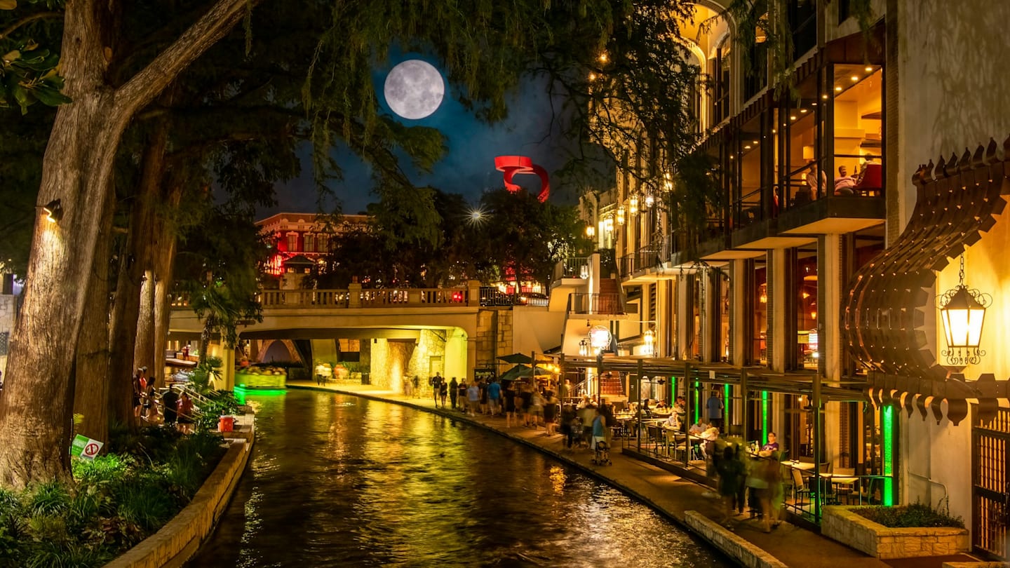 Top 14 Adventurous Things To Do While Visiting San Antonio, Texas