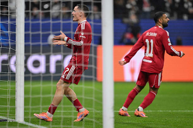 Florian Wirtz (left) and Mohamed Salah.