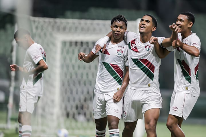 Fluminense é o grande campeão do Brasileirão -17