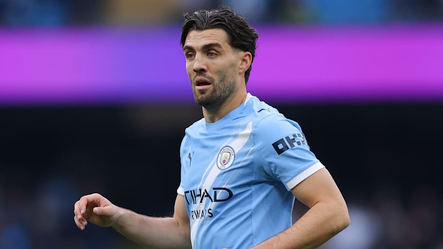 Mateo Kovačić in action for City.
