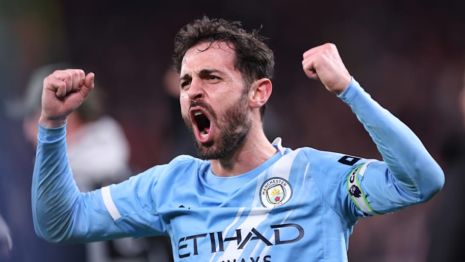 Bernardo Silva roaring with delight.
