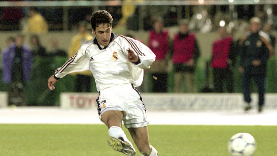 Raúl González in action for Real Madrid.