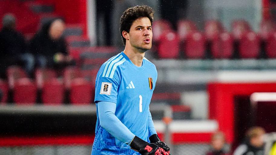 Senne Lammens in action for Belgium.