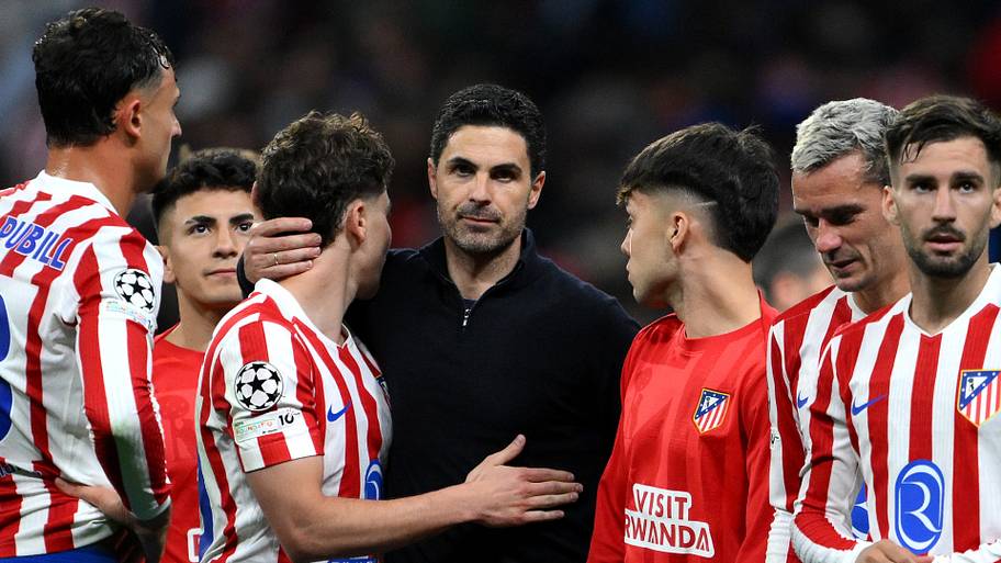 Julián Alvarez (left) and Mikel Arteta.