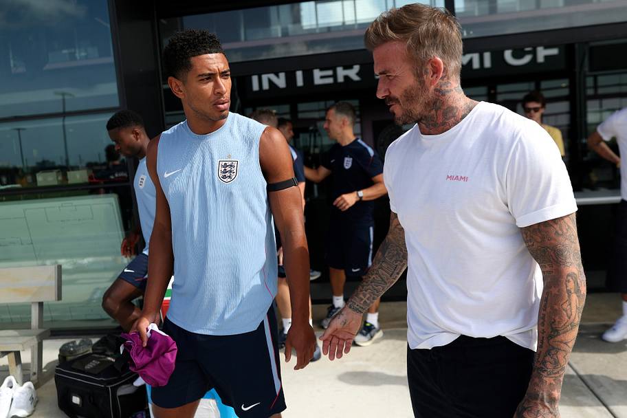 Jude Bellingham (left) and David Beckham.