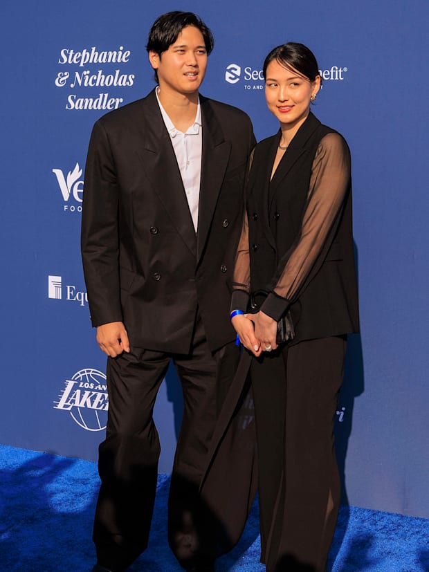 Shohei Ohtani and wife Mamiko