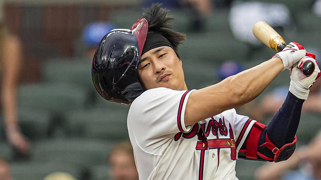 May 24, 2026; Cumberland, Georgia, USA; Atlanta Braves shortstop Ha-Seong Kim (7) loses his helmet as he strikes out against the Washington Nationals during the seventh inning at Truist Park. Mandatory Credit: Dale Zanine-Imagn Images May 24, 2026; Cumberland, Georgia, USA; Atlanta Braves shortstop Ha-Seong Kim (7) loses his helmet as he strikes out against the Washington Nationals during the seventh inning at Truist Park. Mandatory Credit: Dale Zanine-Imagn Images