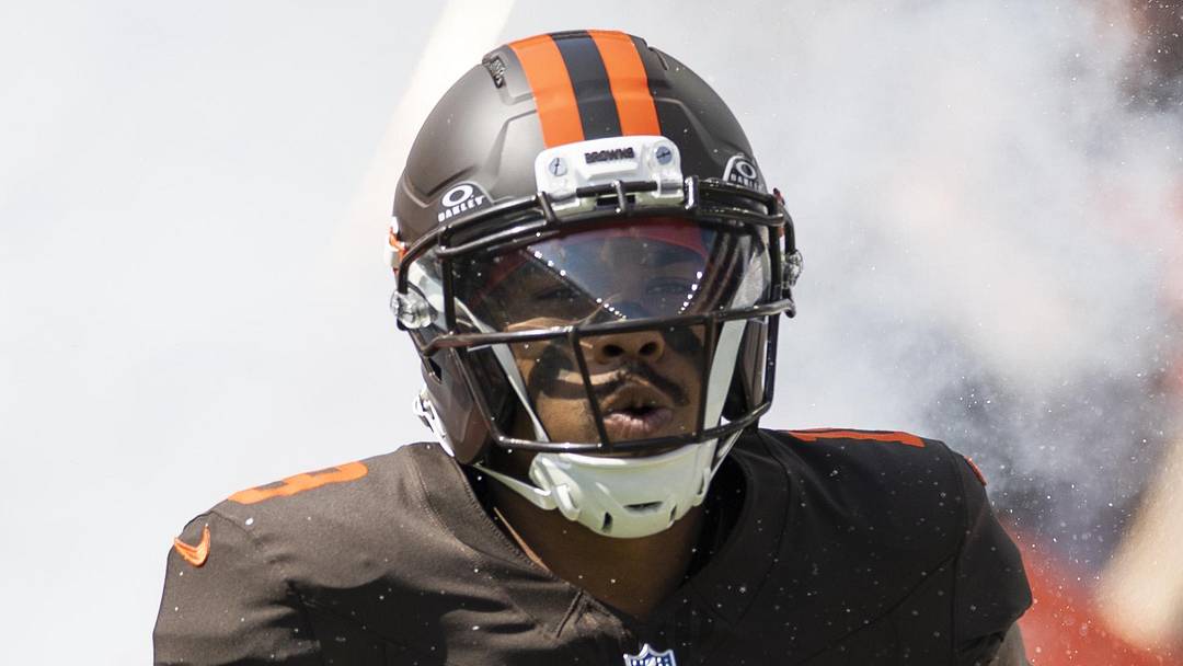 Cleveland Browns wide receiver Cedric Tillman runs onto the field