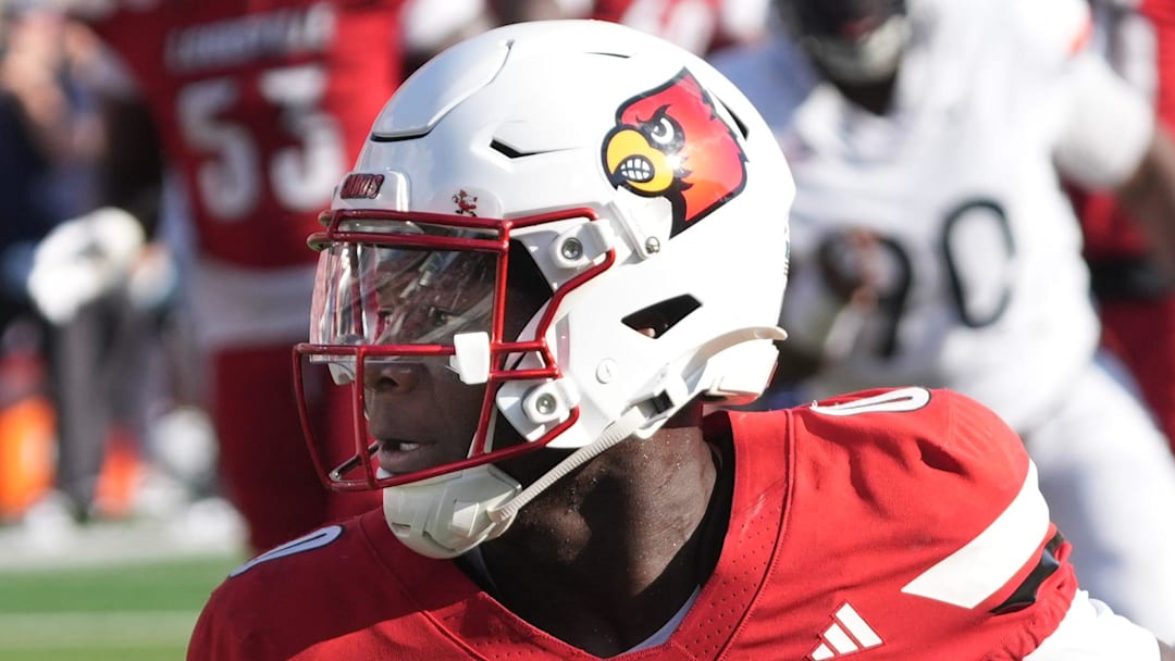 Louisville wide receiver Chris Bell