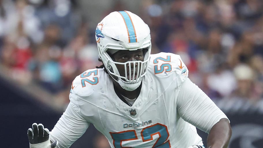 Miami Dolphins offensive tackle Patrick Paul