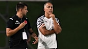 Felipe, a princípio, permanece como diretor técnico