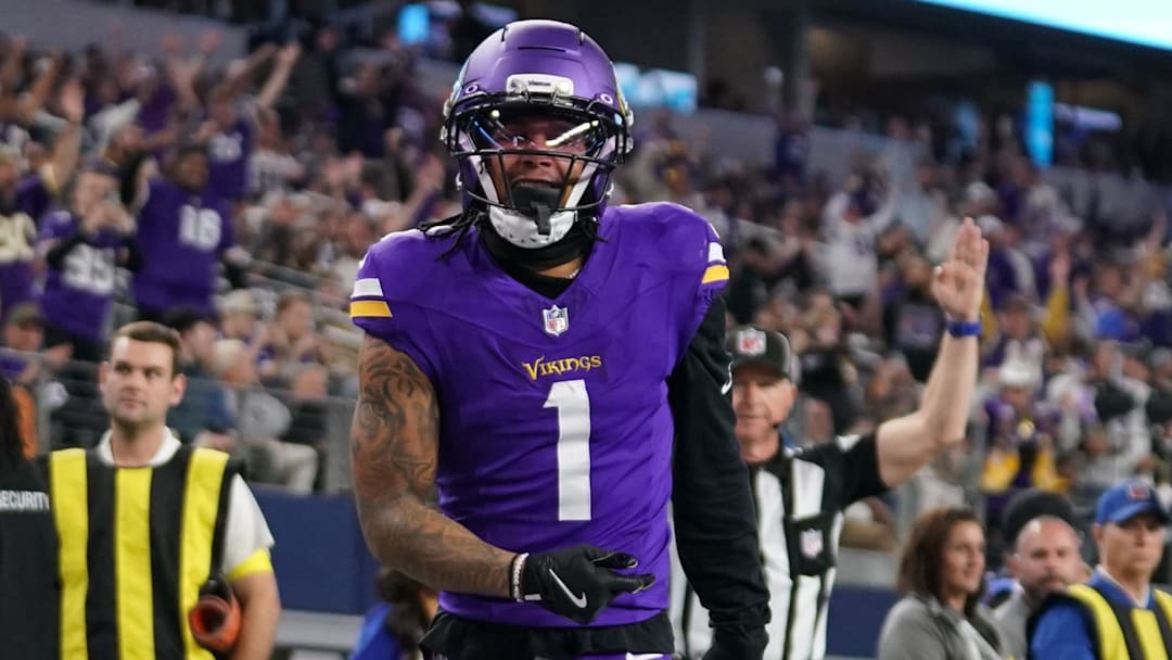 Dec 14, 2025; Arlington, Texas, USA; Minnesota Vikings wide receiver Jalen Nailor (1) celebrates after a touchdown catch during the second half against the Dallas Cowboys at AT&T Stadium. Mandatory Credit: Raymond Carlin III-Imagn Images