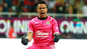 Si Miguel Jiménez se queda con la titularidad en Chivas, se necesitará alguien que le haga competencia en el arco.