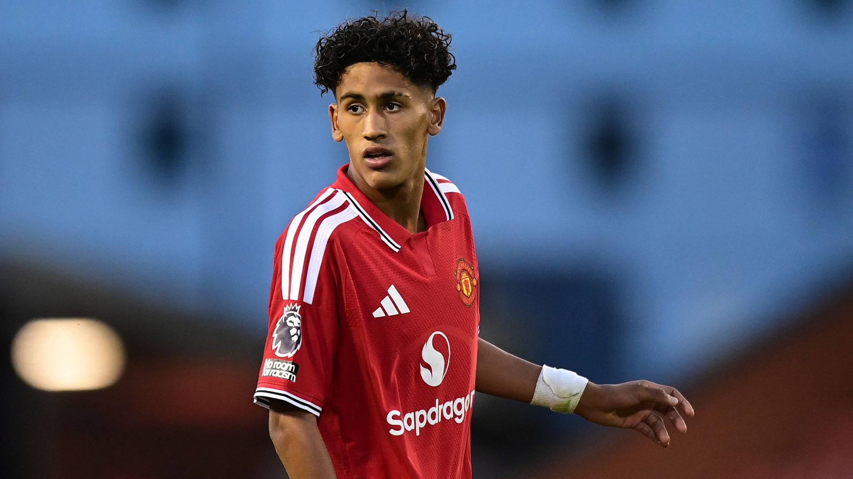 The Shockingly Low Fee Man Utd Could Receive Through JJ Gabriel Exit