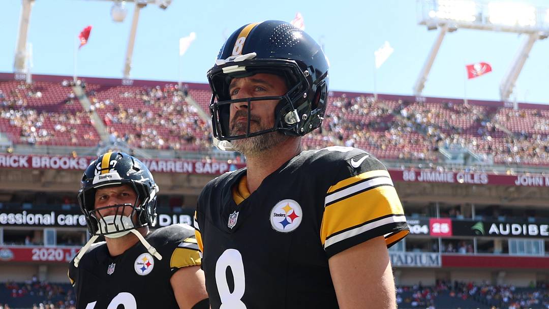 Oct 18, 2026; Tampa, Florida, USA;  Pittsburgh Steelers quarterback Aaron Rodgers (8) looks on before the game against the Tampa Bay Buccaneers at Raymond James Stadium.  Mandatory Credit: Morgan Tencza-Imagn Images