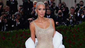 Kim Kardashian ha elegido a Rosalía como modelo para su nueva colección de ropa