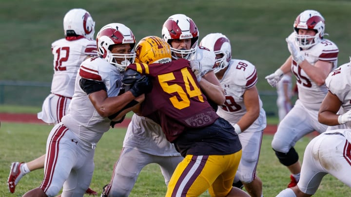 MICDS offensive lineman Lucas Allgeyer (60)