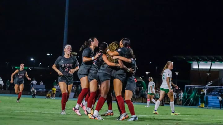 Alabama soccer team celebrates goal against North Texas