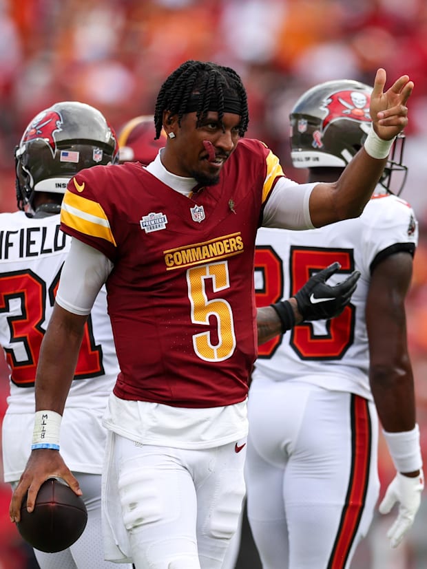 Washington Commanders quarterback Jayden Daniels (5)