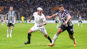 Duelo alvinegro entre Corinthians e Atlético-MG já foi final de campeonato brasileiro