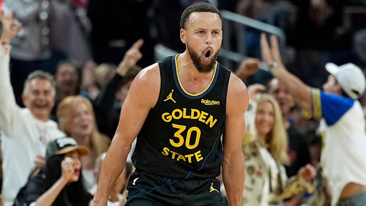 Phoenix Suns v Golden State Warriors