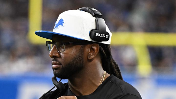 Detroit Lions defensive coordinator Kelvin Sheppard on the sidelines during their preseason game against the Dolphins Detroit Lions defensive coordinator Kelvin Sheppard on the sidelines during their preseason game against the Dolphins