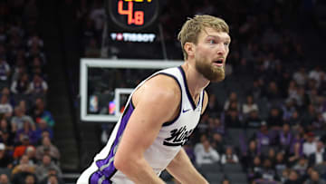 Los Angeles Clippers v Sacramento Kings
