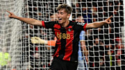 Dean Huijsen é o primeiro reforço do Real Madrid para 2025/26