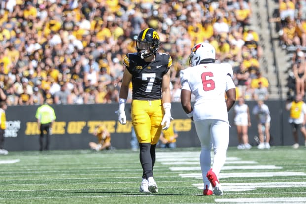 Iowa CB John Nestor (Rob Howe/HN) 