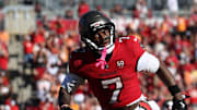 Tampa Bay Buccaneers running back Bucky Irving (7) celebrates after a touchdown during the second half against the Arizona Cardinals 