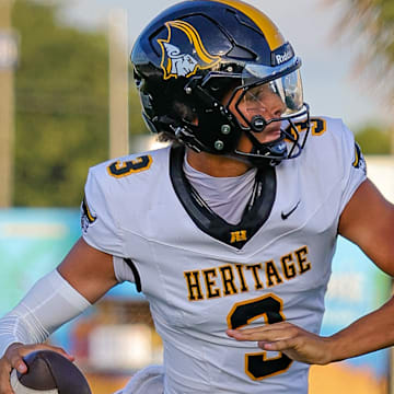 American Heritage quarterback and Texas commit Dia Bell (3).