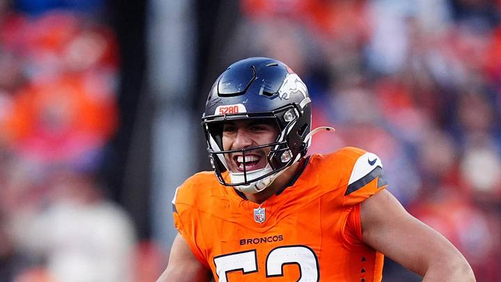 Denver Broncos linebacker Jonah Elliss 