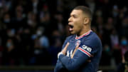 Kylian Mbappé et le PSG entendent faire la loi à Lorient