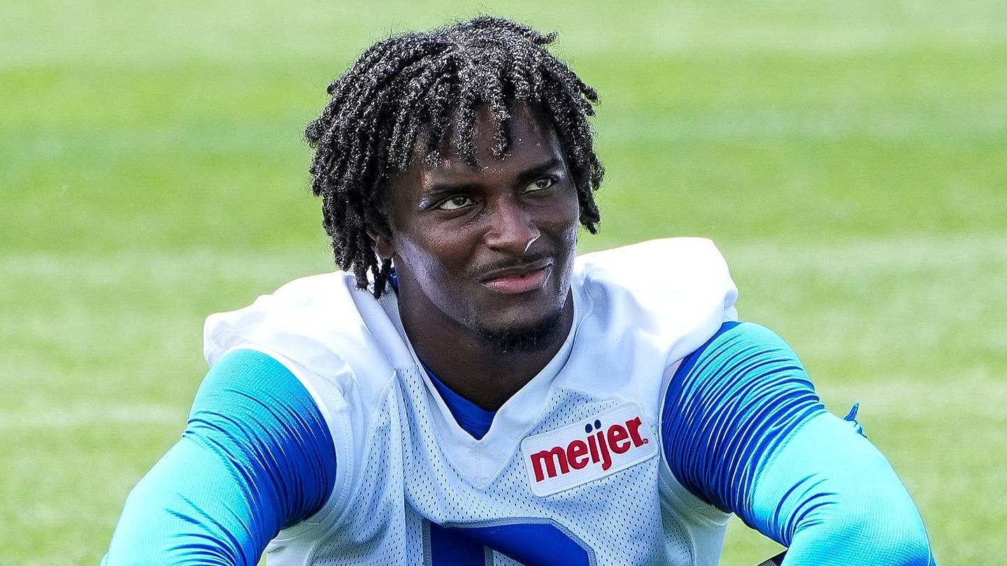 Lions secondary during practice