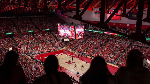 A full Bob Devaney Sports Center to watch Nebraska volleyball host USC.