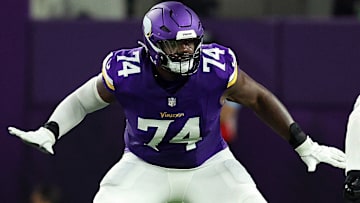Minnesota Vikings LT Cam Robinson