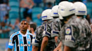 Camisa 10 publicou longo texto nas redes sociais nesta terça