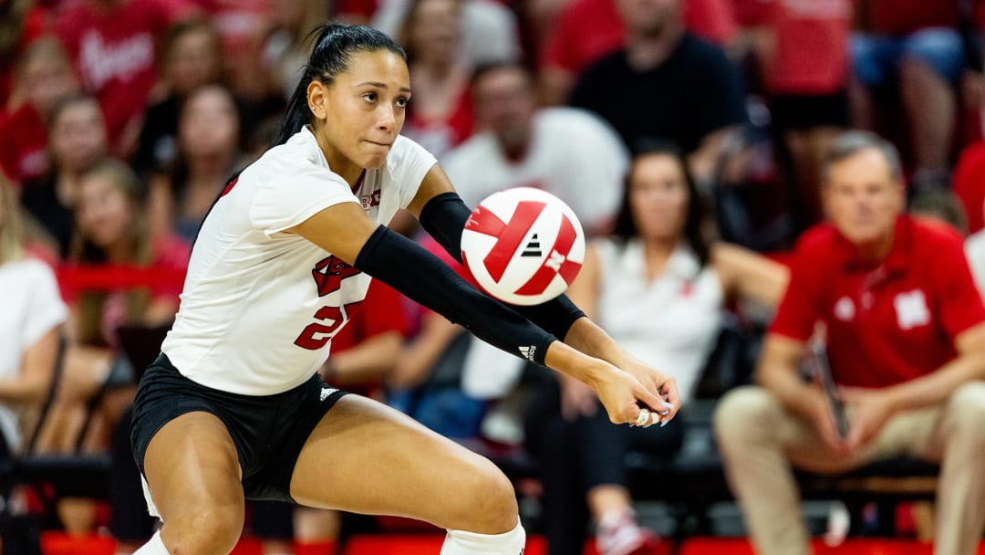 Nebraksa volleyball's Harper Murray passes during the Red-White Scrimmage.