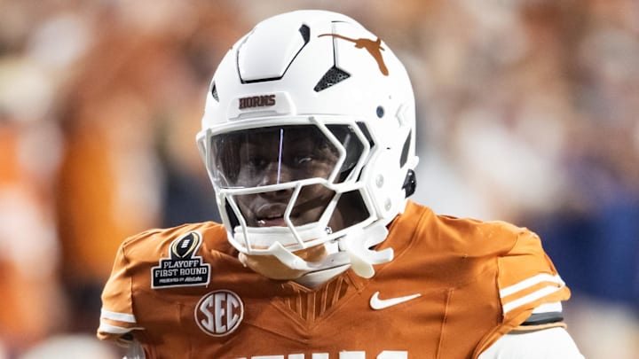 Dec 21, 2024; Austin, Texas, USA; Texas Longhorns linebacker Anthony Hill Jr. (0) against the Clemson Tigers during the CFP National playoff first round at Darrell K Royal-Texas Memorial Stadium. Mandatory Credit: Mark J. Rebilas-Imagn Images