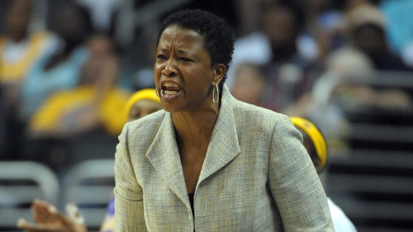 Jennifer Gillom Leads The Mercury In Their Impressive Playoff Run