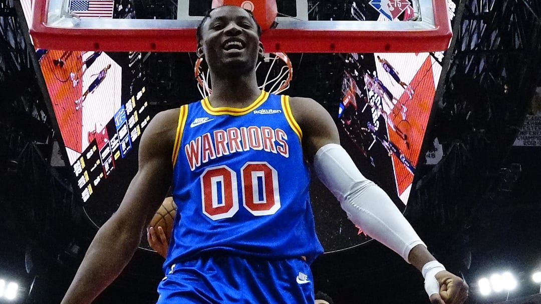 Jan 14, 2022; Chicago, Illinois, USA; Golden State Warriors forward Jonathan Kuminga (00) reacts after a defensive play against the Chicago Bulls during the second half at United Center. Mandatory Credit: David Banks-Imagn Images