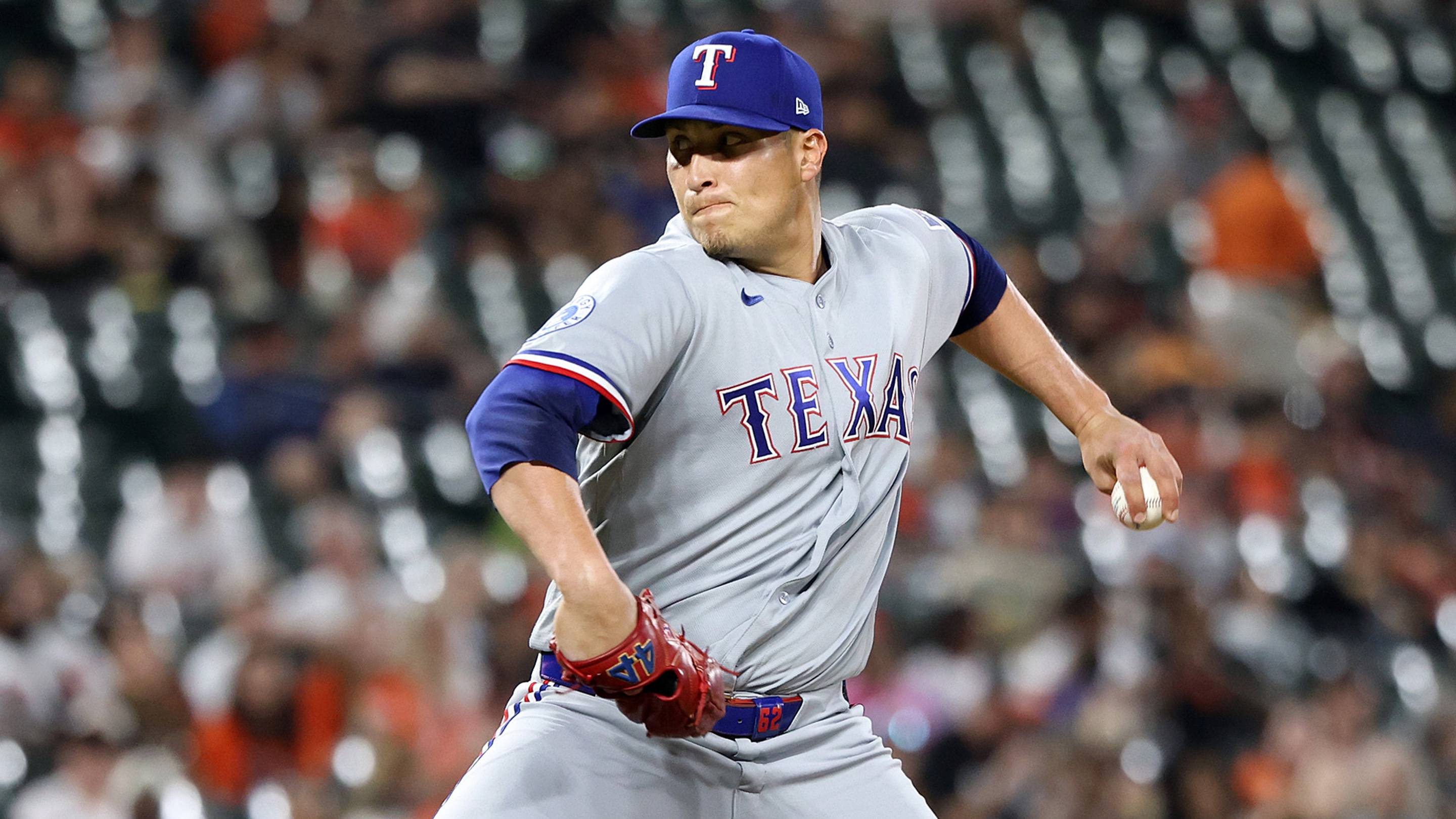 Robert Garcia Gives Rangers Huge Bullpen Boost in Fight to Make Playoffs
