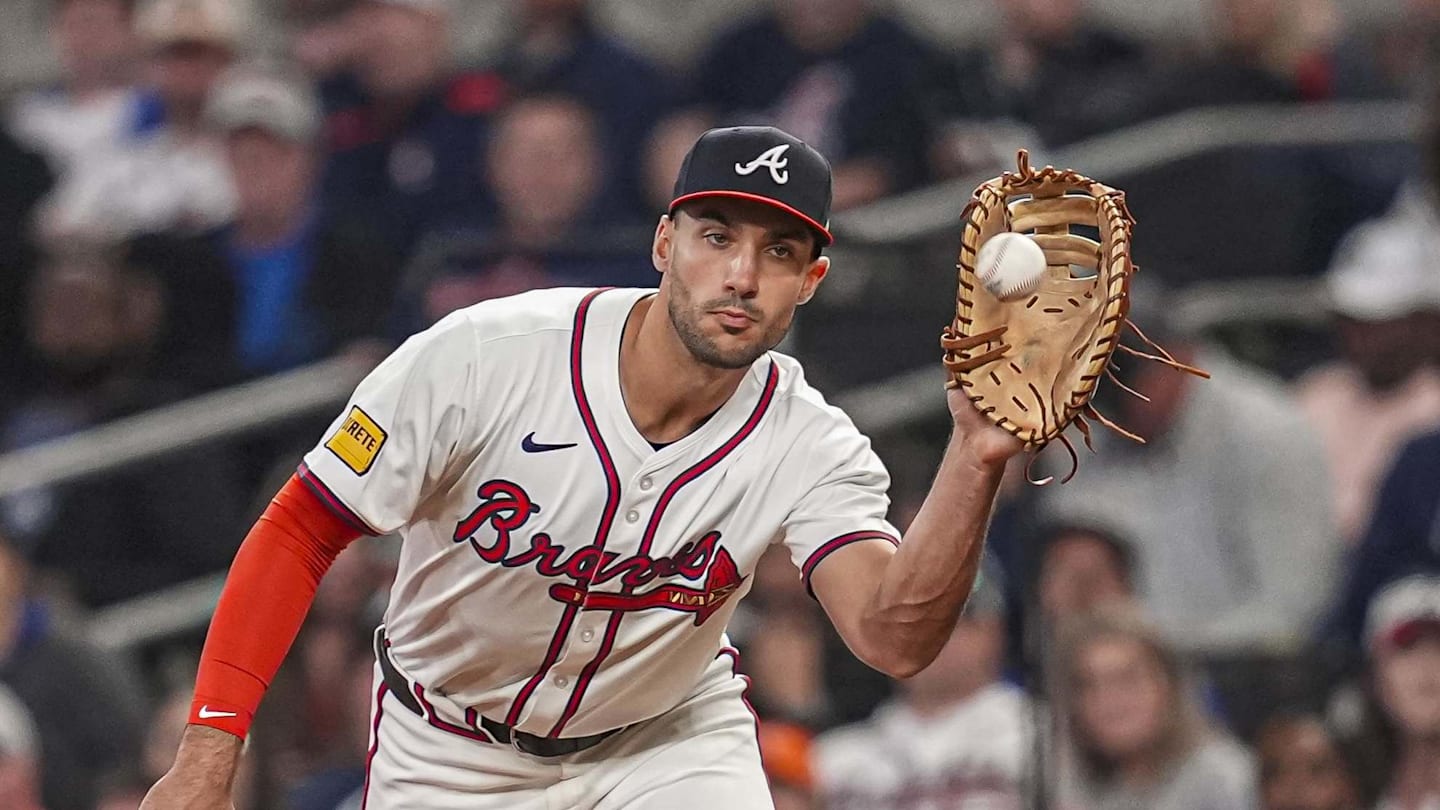 Atlanta Braves' Matt Olson, Chris Sale Named Gold Glove Finalists