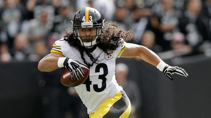 Pittsburgh Steelers v Oakland Raiders