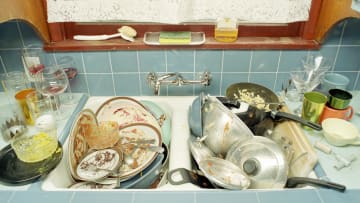 Resist the urge to leave your dishes in the sink.