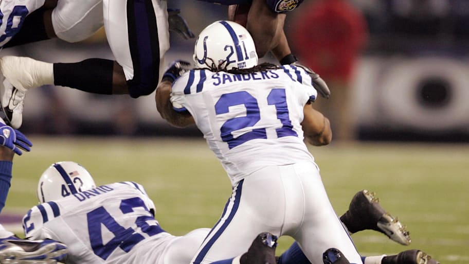 Bob Sanders