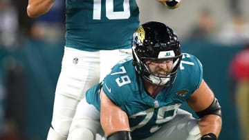 Jacksonville Jaguars quarterback Mac Jones (10) gives instructions to the offensive line while lined up behind center Luke Fortner (79) during early second quarter action. The Jacksonville Jaguars hosted the Tampa Bay Buccaneers at EverBank Stadium for the Jaguars second preseason game of the season Saturday, August 17, 2024. 