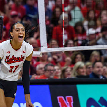 Harper Murray celebrates a point against Creighton.